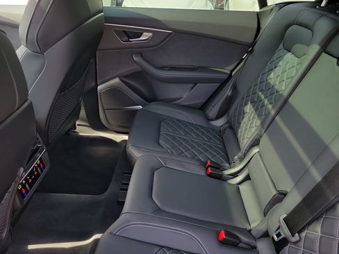 New 2026 Audi SQ8 Premium Plus AWD/4WD image 25
