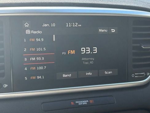 Used 2022 Kia Sportage LX image 16