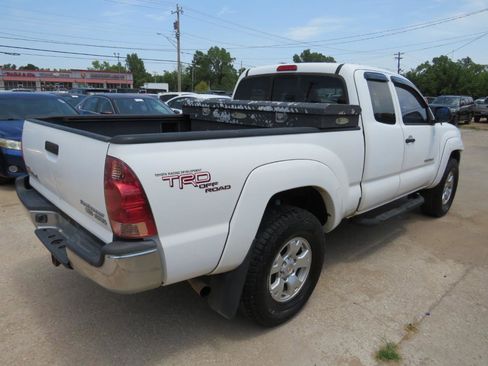 Used 2008 Toyota Tacoma PreRunner RWD image 4