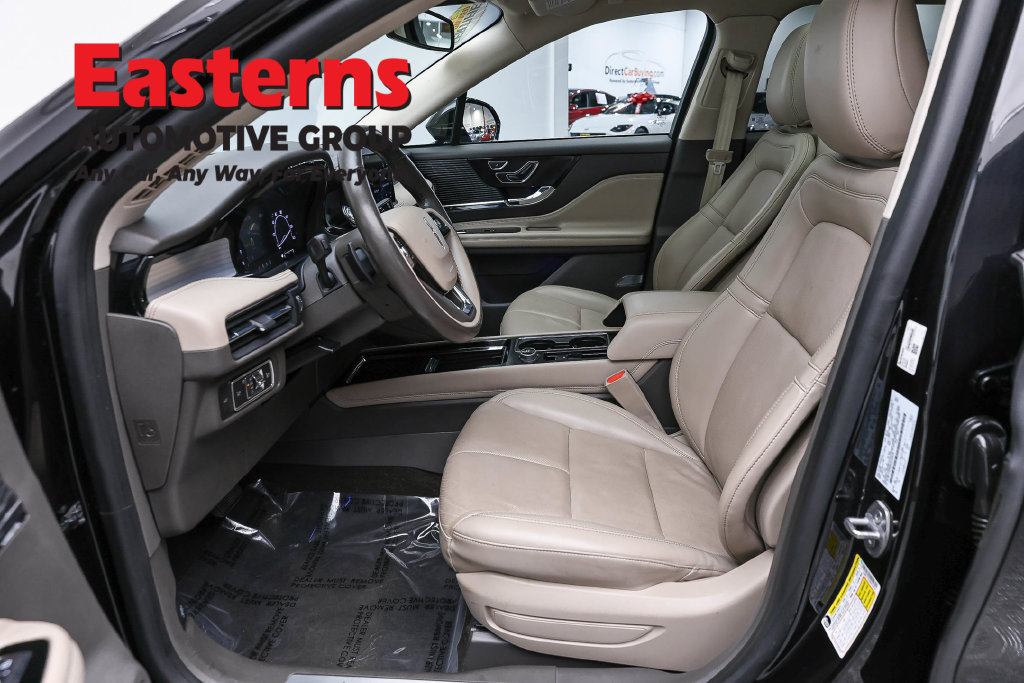Used 2022 Lincoln Corsair FWD w/ Premium Package image 15