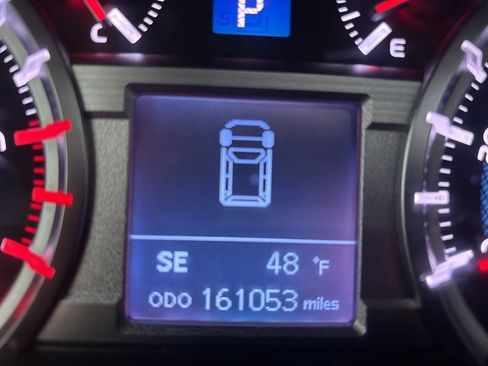 Used 2017 Toyota 4Runner Limited image 11