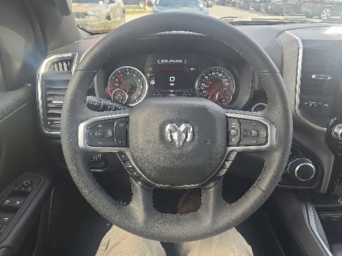 Used 2025 RAM 1500 Big Horn AWD/4WD image 17