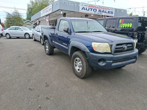 Used 2006 Toyota Tacoma 4x4 Regular Cab image 2