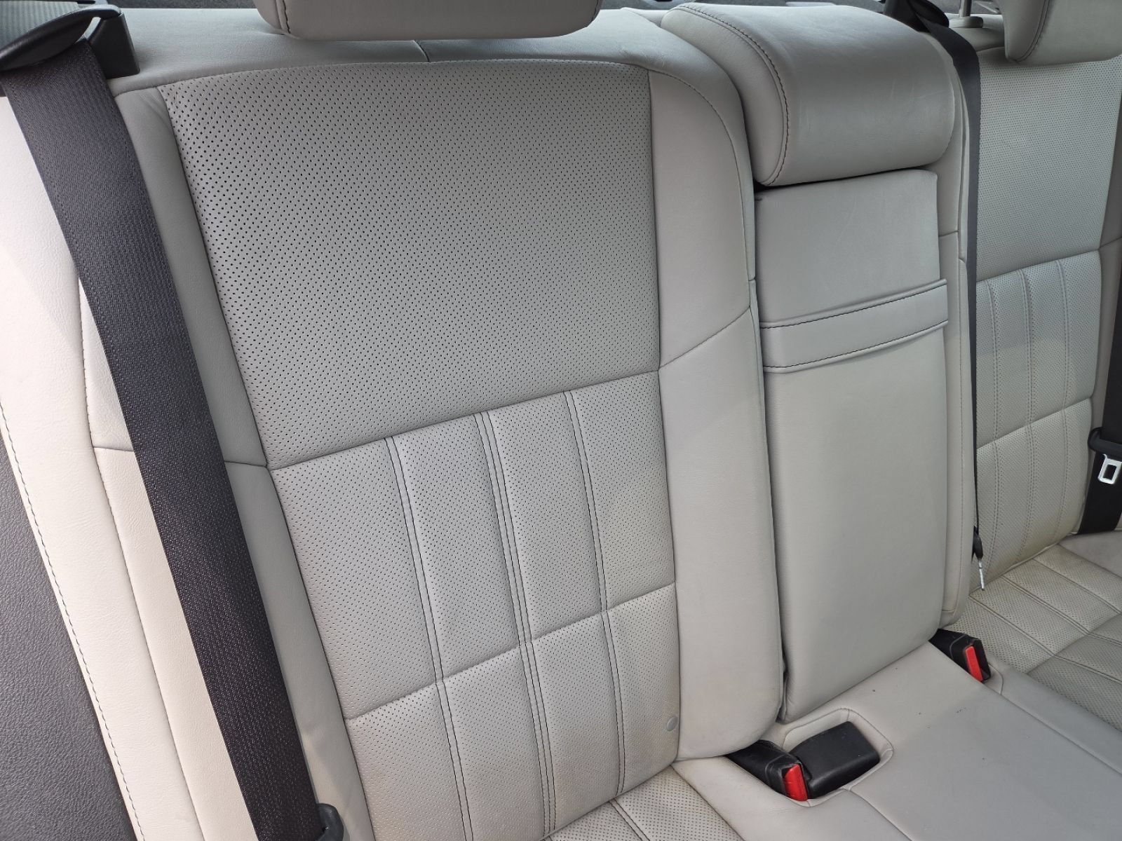 Used 2016 Lexus ES 350 w/ Luxury Package w/Wood Trim FWD image 21