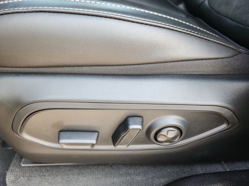 New 2025 Jeep Grand Cherokee L Altitude image 15