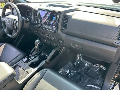 Used 2022 Nissan Frontier PRO-4X w/ Pro-4X Premium Package AWD/4WD image 8