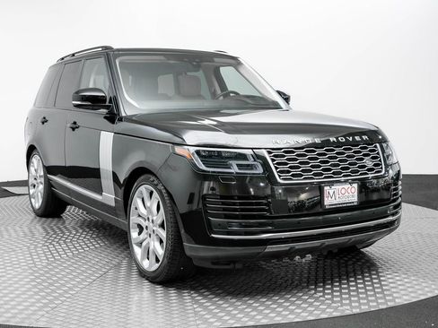 Used 2020 Land Rover Range Rover HSE image 4