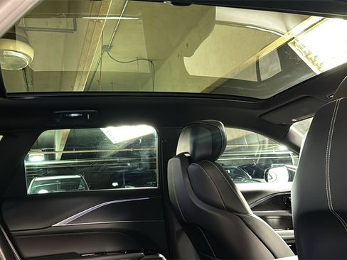 Used 2025 Cadillac Lyriq Sport image 14