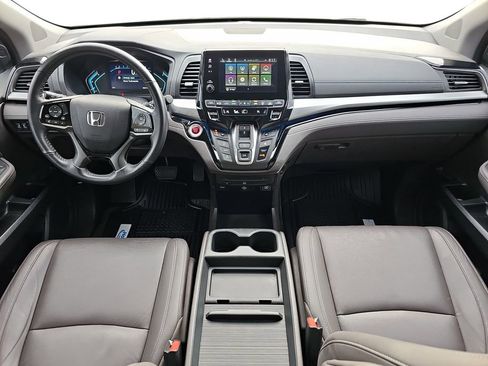 Used 2024 Honda Odyssey Touring image 11
