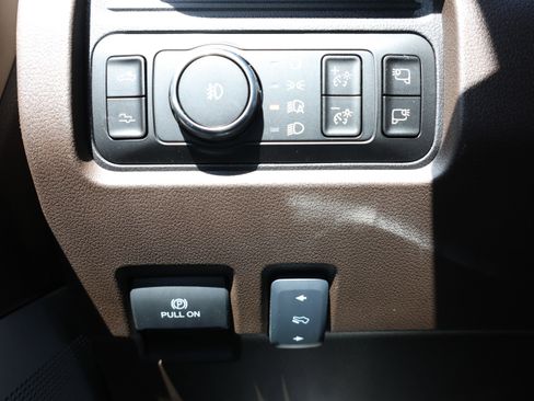 Used 2026 Ford F250 King Ranch w/ Chrome Package AWD/4WD image 30