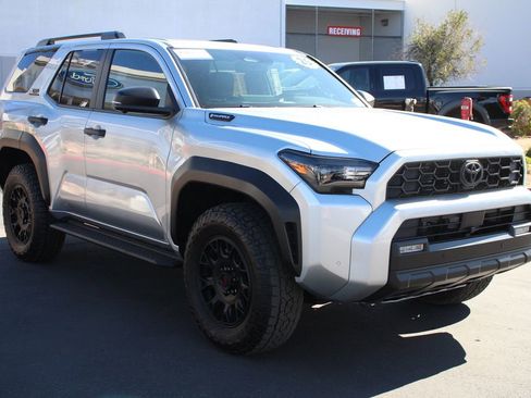 Used 2025 Toyota 4Runner TRD Off-Road Premium w/ Tow Technology Package image 11