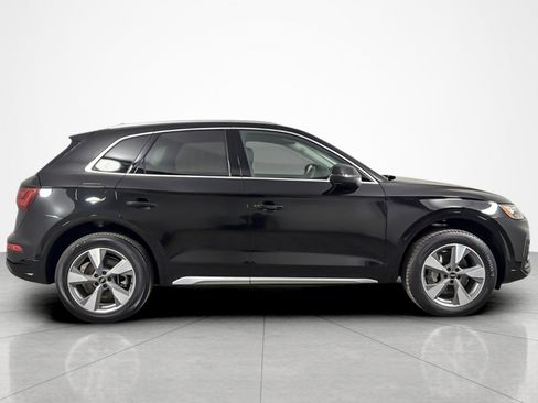 Used 2023 Audi Q5 2.0T Premium Plus w/ Premium Plus Package image 6