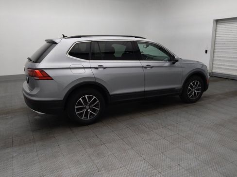 Used 2019 Volkswagen Tiguan SE image 10