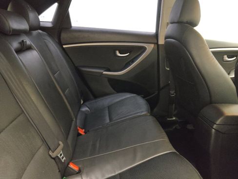 Used 2016 Hyundai Elantra GT w/ Option Group 03 image 19