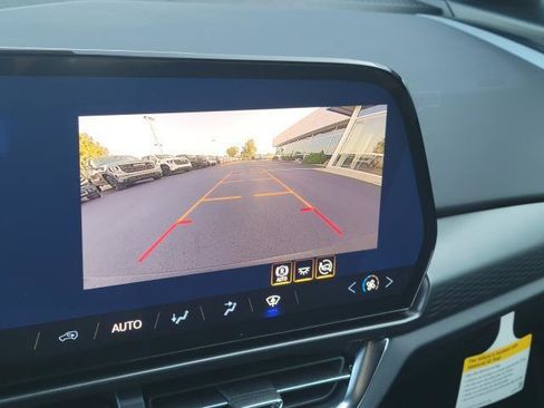 New 2026 Chevrolet Equinox EV LT image 25