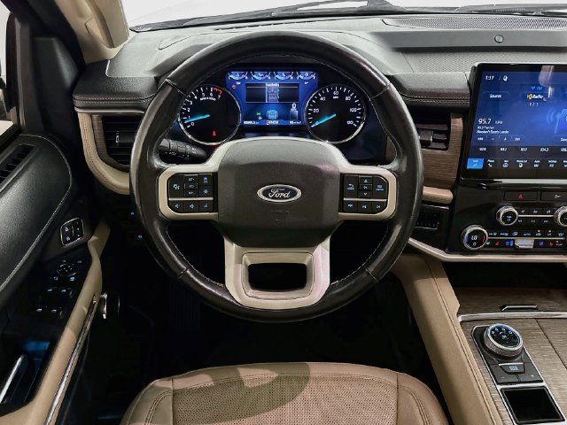 Used 2022 Ford Expedition Limited RWD image 14