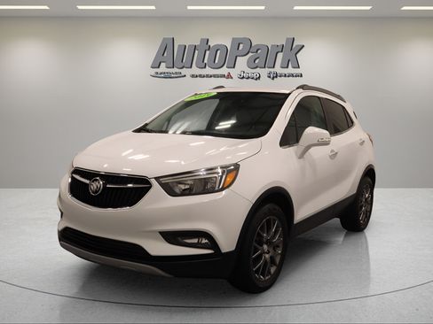 Used 2019 Buick Encore Sport Touring AWD/4WD image 6