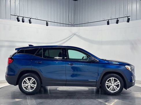 Used 2020 GMC Terrain SLE FWD image 10