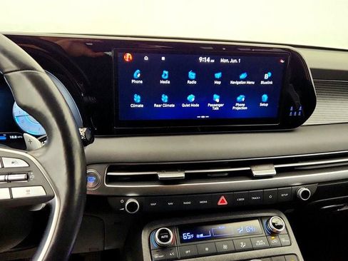 Used 2023 Hyundai Palisade Limited AWD/4WD image 18