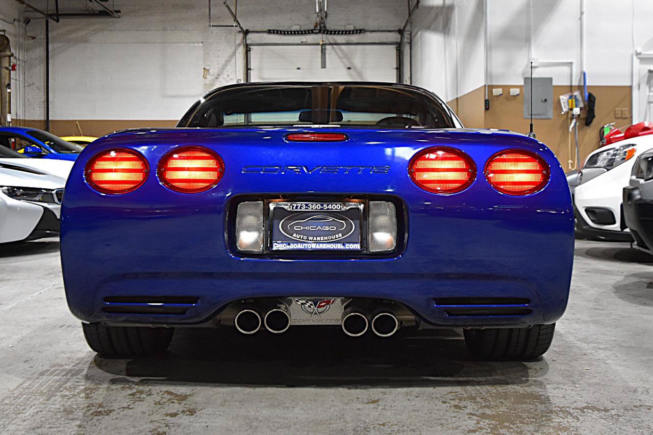 Used 2004 Chevrolet Corvette Z06 w/ Z06 Preferred Equipment Group RWD image 9