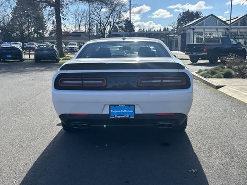 Certified 2023 Dodge Challenger SXT w/ Plus Package image 4