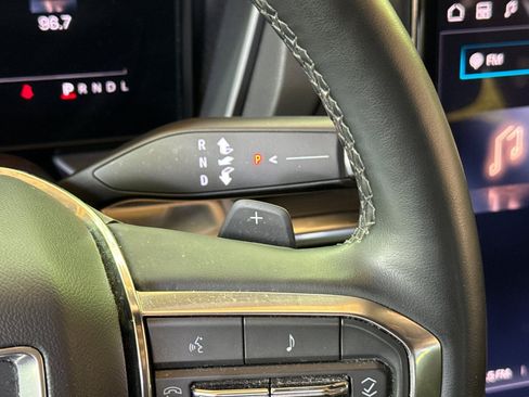 Used 2025 GMC Terrain Elevation AWD/4WD image 33
