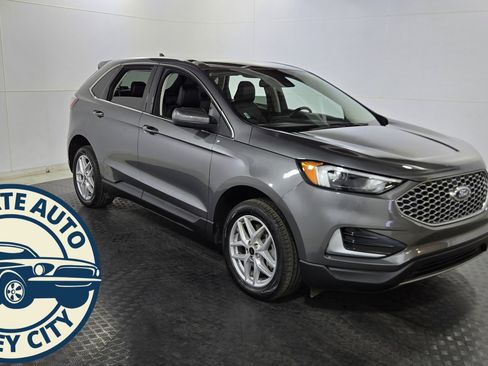 Used 2024 Ford Edge SEL image 1
