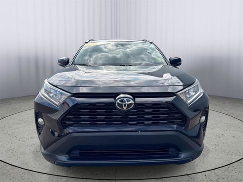 Used 2021 Toyota RAV4 XLE AWD/4WD image 18