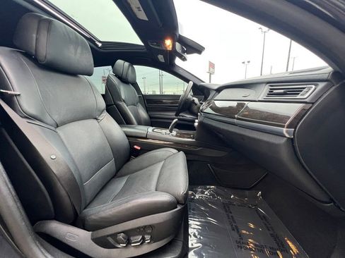 Used 2012 BMW 750Li image 26