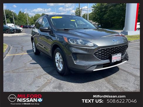 Used 2020 Ford Escape SE AWD/4WD image 8