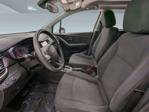 Used 2017 Chevrolet Trax LS w/ LPO, Protection Package image 4