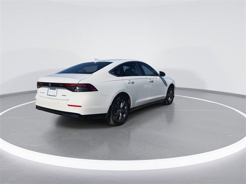 Used 2025 Honda Accord EX-L image 8