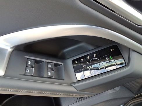 Used 2025 Audi Q5 Premium w/ Convenience Package image 12