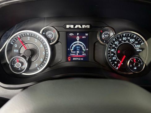 Used 2024 RAM 2500 Big Horn w/ Bed Utility Group image 22