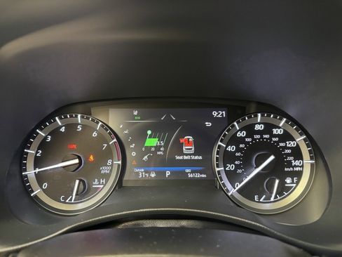 Used 2020 Toyota Highlander XLE image 31