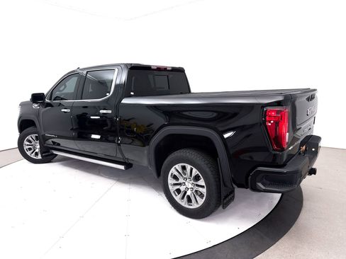 Used 2024 GMC Sierra 1500 Denali w/ Technology Package AWD/4WD image 2