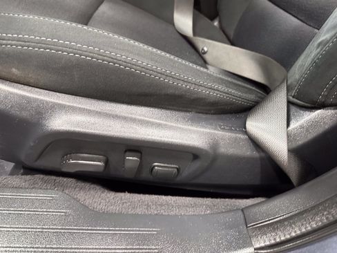 Used 2017 Subaru Legacy 2.5i Premium AWD/4WD image 24