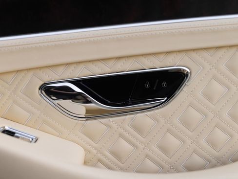 Used 2024 Bentley Continental GT Speed AWD/4WD image 31