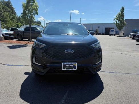 Used 2021 Ford Edge ST-Line w/ Class II Trailer Tow Package AWD/4WD image 2
