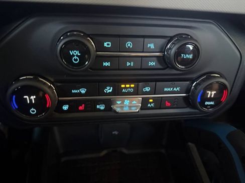 Used 2024 Ford Bronco Wildtrak AWD/4WD image 10