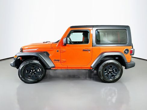 Used 2023 Jeep Wrangler Sport image 4