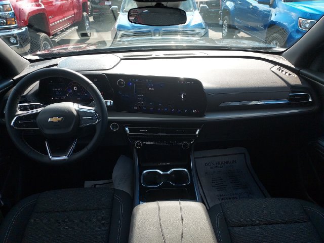 Used 2025 Chevrolet Traverse LT w/ Driver Confidence Package AWD/4WD image 15