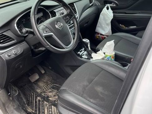 Used 2022 Buick Encore Preferred w/ Safety Package AWD/4WD image 7