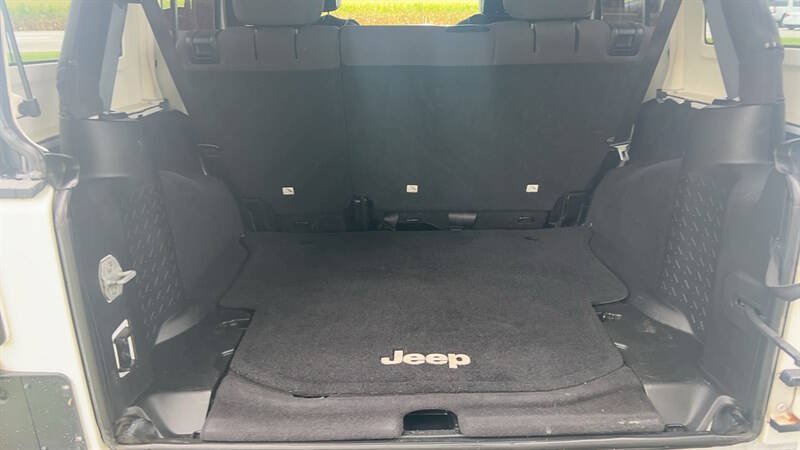 Used 2013 Jeep Wrangler Unlimited Sport AWD/4WD image 11