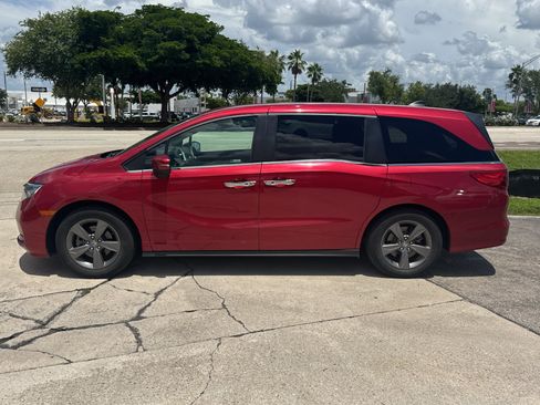Used 2023 Honda Odyssey EX image 5