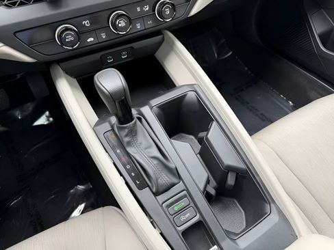 Used 2025 Honda Accord LX image 23