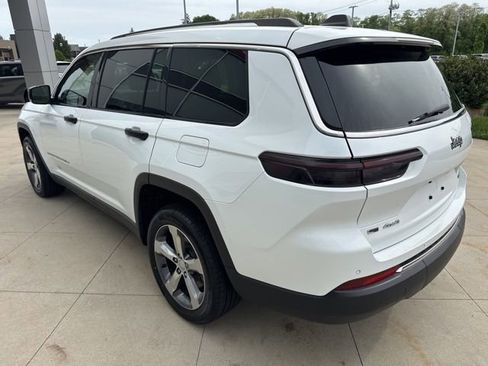 Used 2021 Jeep Grand Cherokee L Limited AWD/4WD image 5