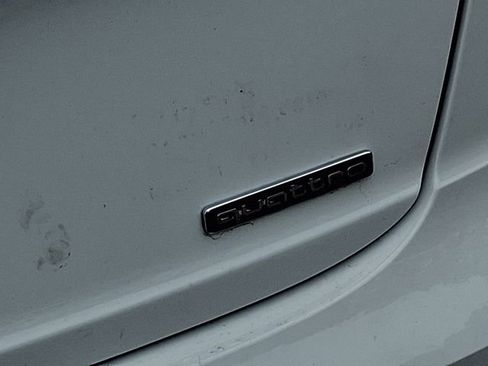 Used 2020 Audi Q8 Prestige w/ Prestige Package image 39