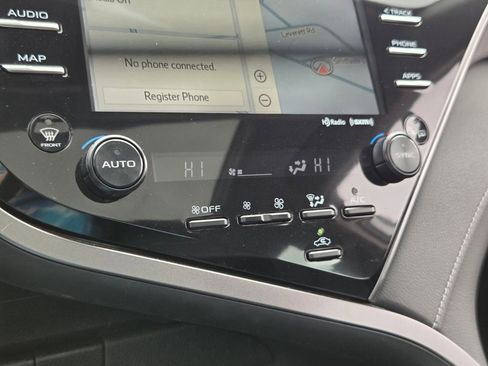 Used 2019 Toyota Camry XSE w/ Driver Assist Package image 21