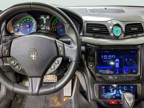 Used 2014 Maserati GranTurismo Sport image 19